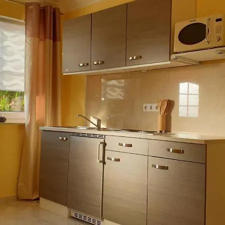 Studio In - Balaton 43130 شقة